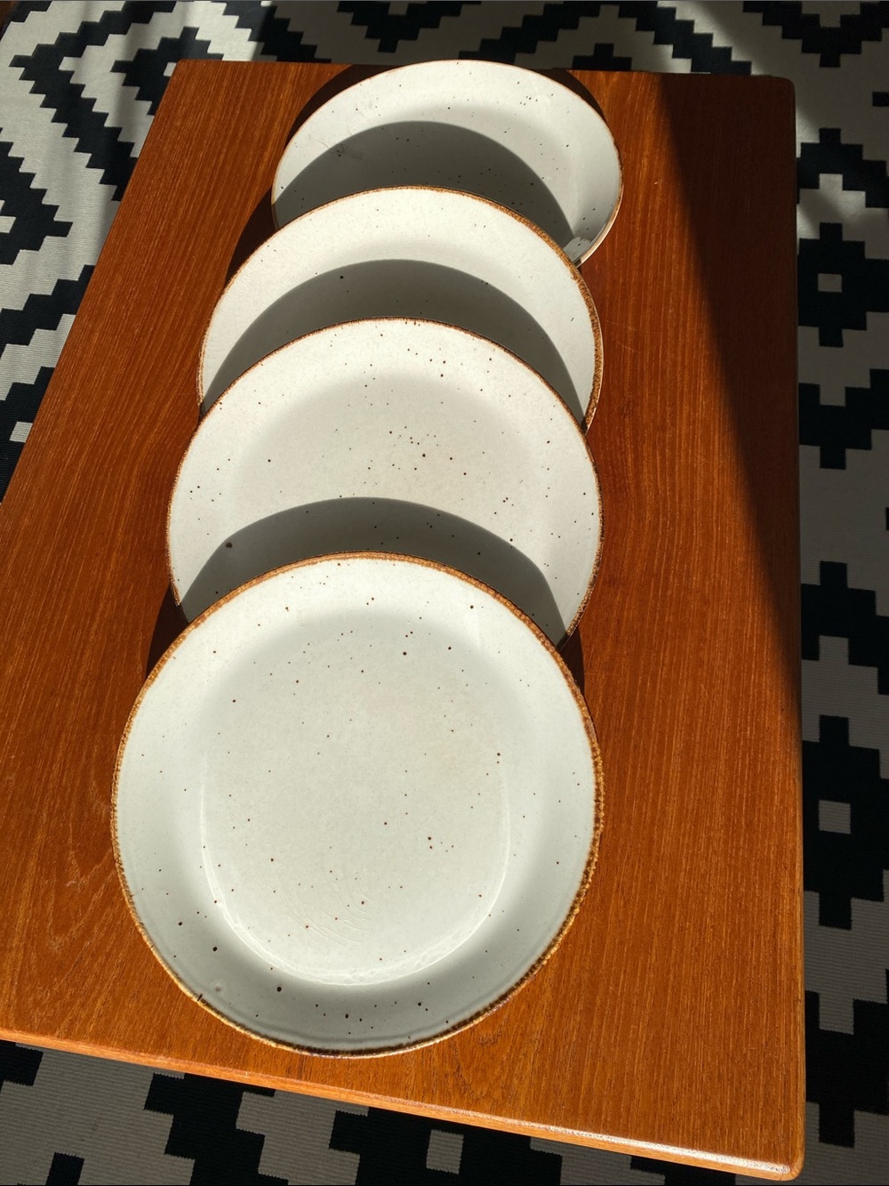 Vintage J&G Meakin Dinner Plates 🤎
